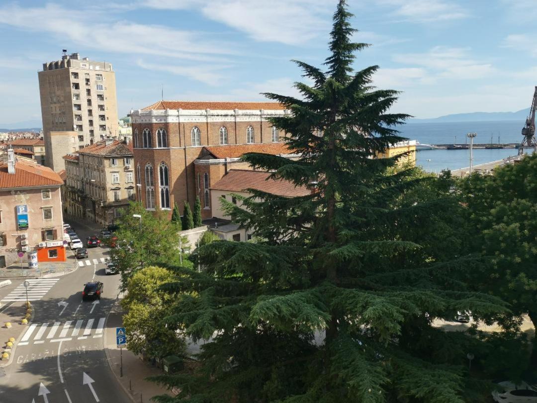 Marina Rijeka Center Apartments Luaran gambar